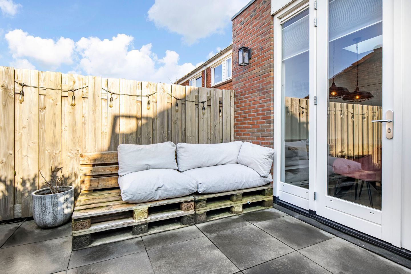 Photo 20 of De Bazelstraat 78