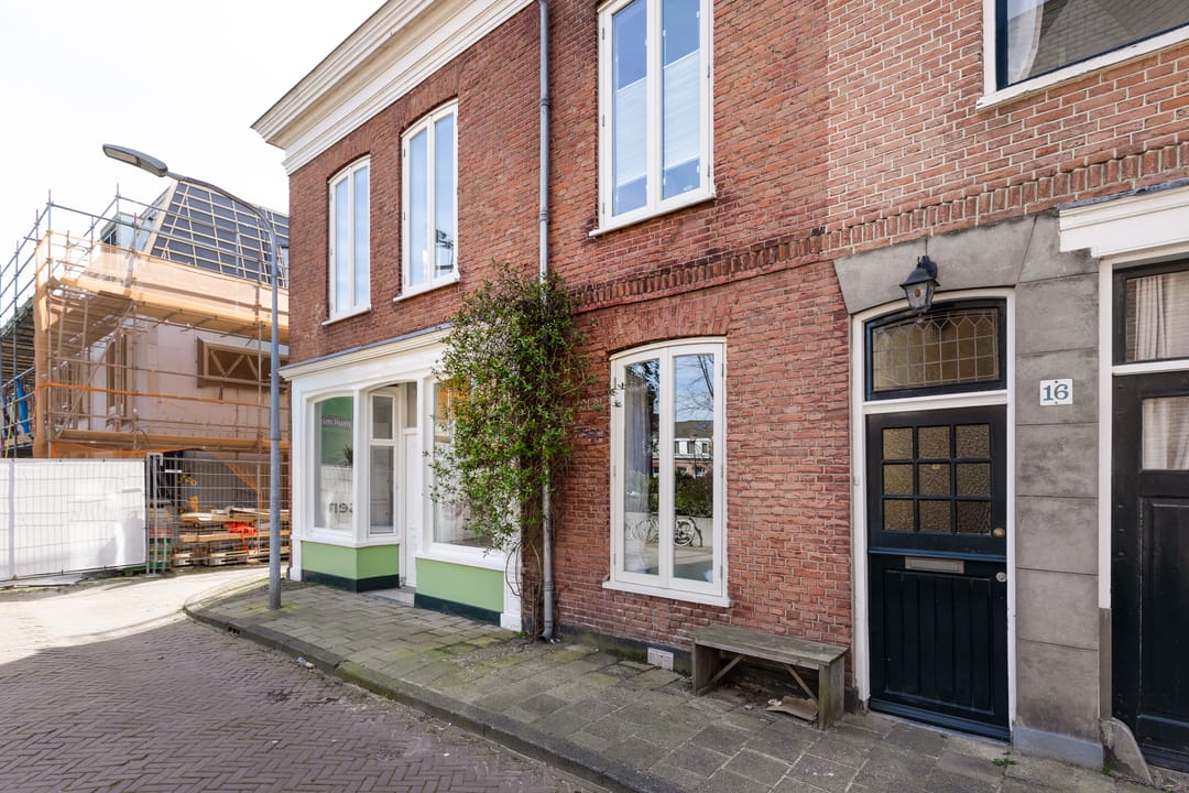 Foto 28 van Van Marumstraat 18-ZW