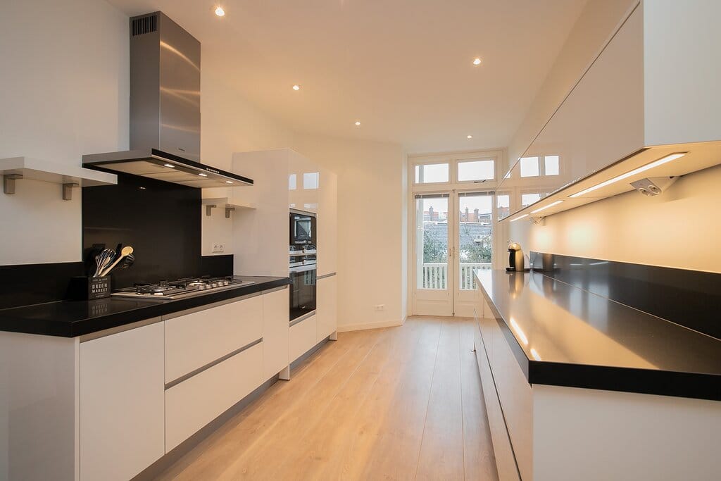 Photo 2 of Gerrit van der Veenstraat 76-2