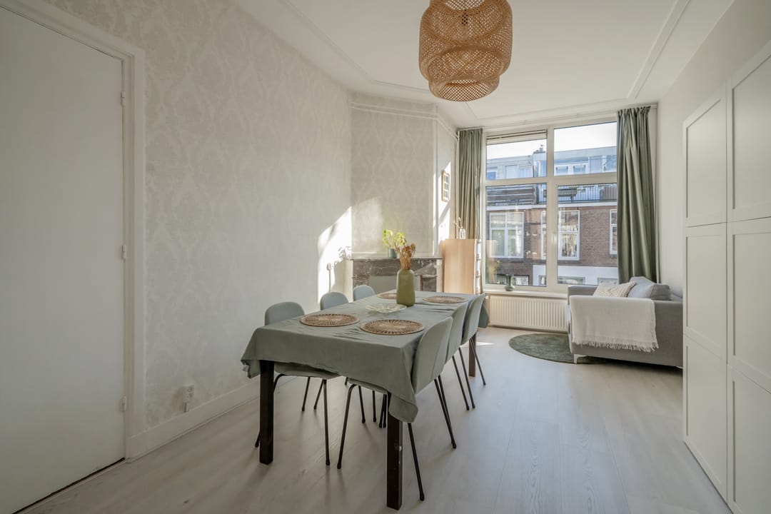 Photo 8 of Hendrik van Deventerstraat 145