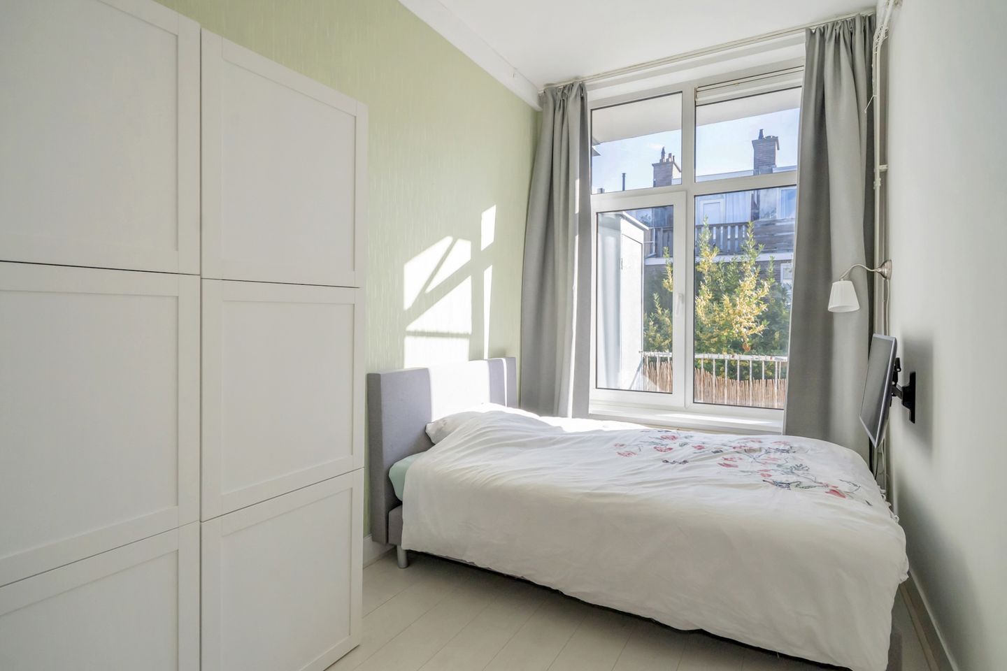 Photo 19 of Hendrik van Deventerstraat 145