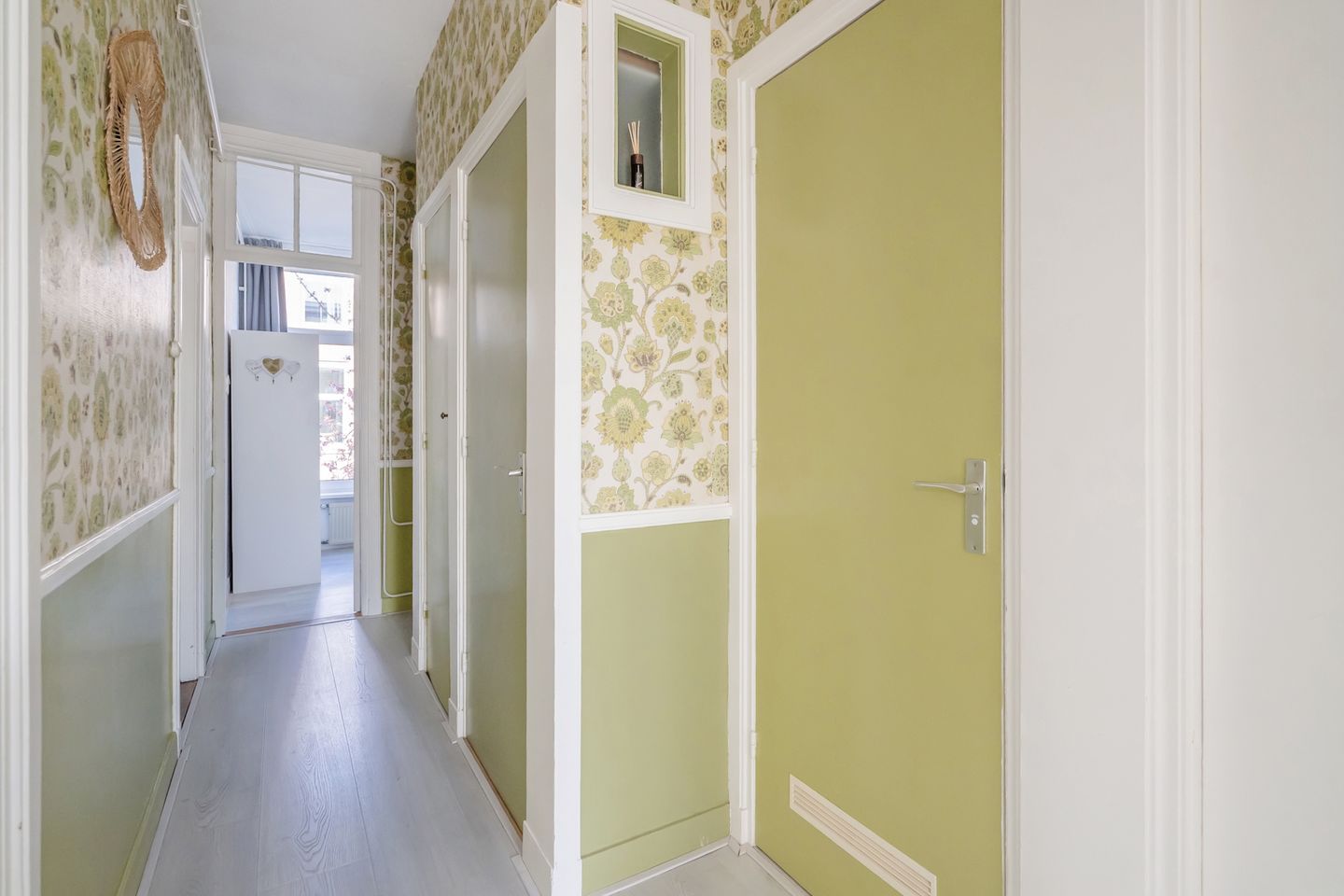 Photo 14 of Hendrik van Deventerstraat 145