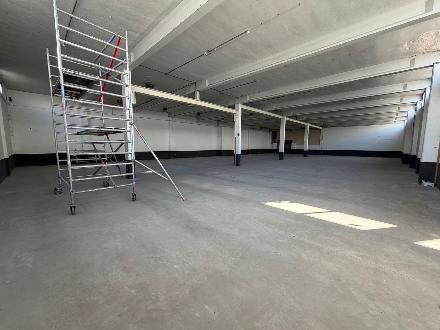 Bekijk foto 5 van Isolatorweg 34-A