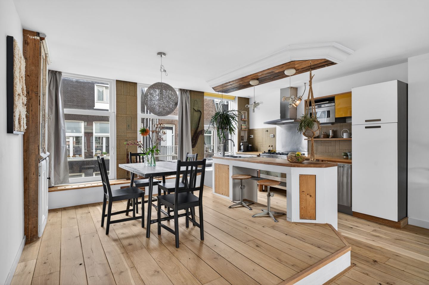 Photo 10 of Albert Cuypstraat 71-A3