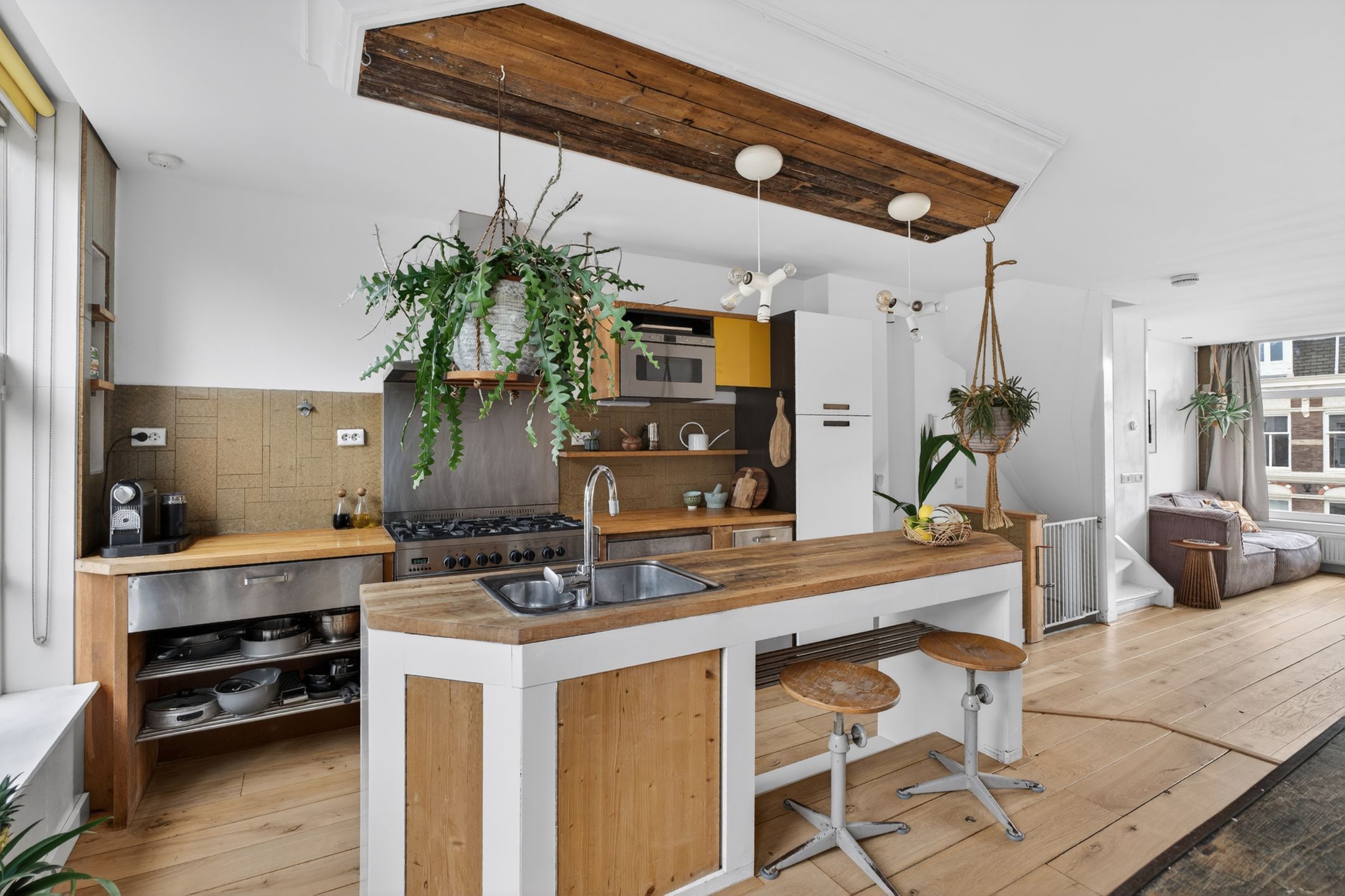 Photo 3 of Albert Cuypstraat 71-A3