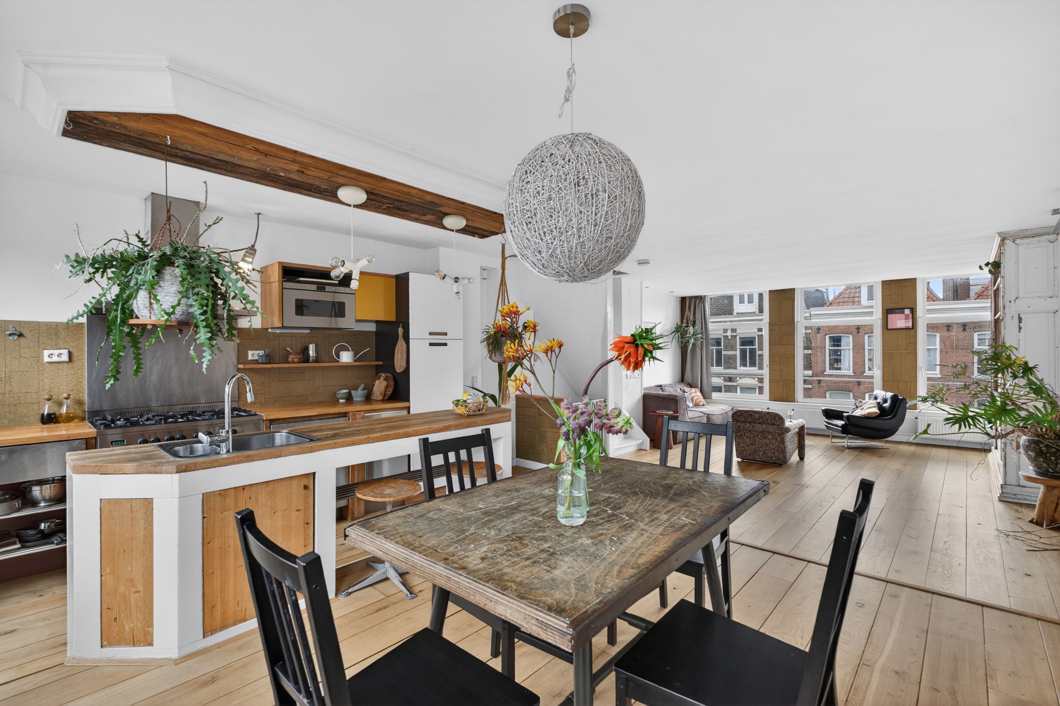 Photo 12 of Albert Cuypstraat 71-A3