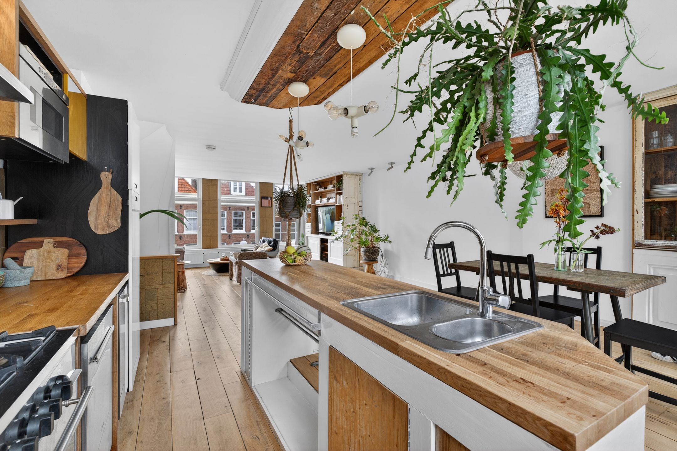 Photo 15 of Albert Cuypstraat 71-A3