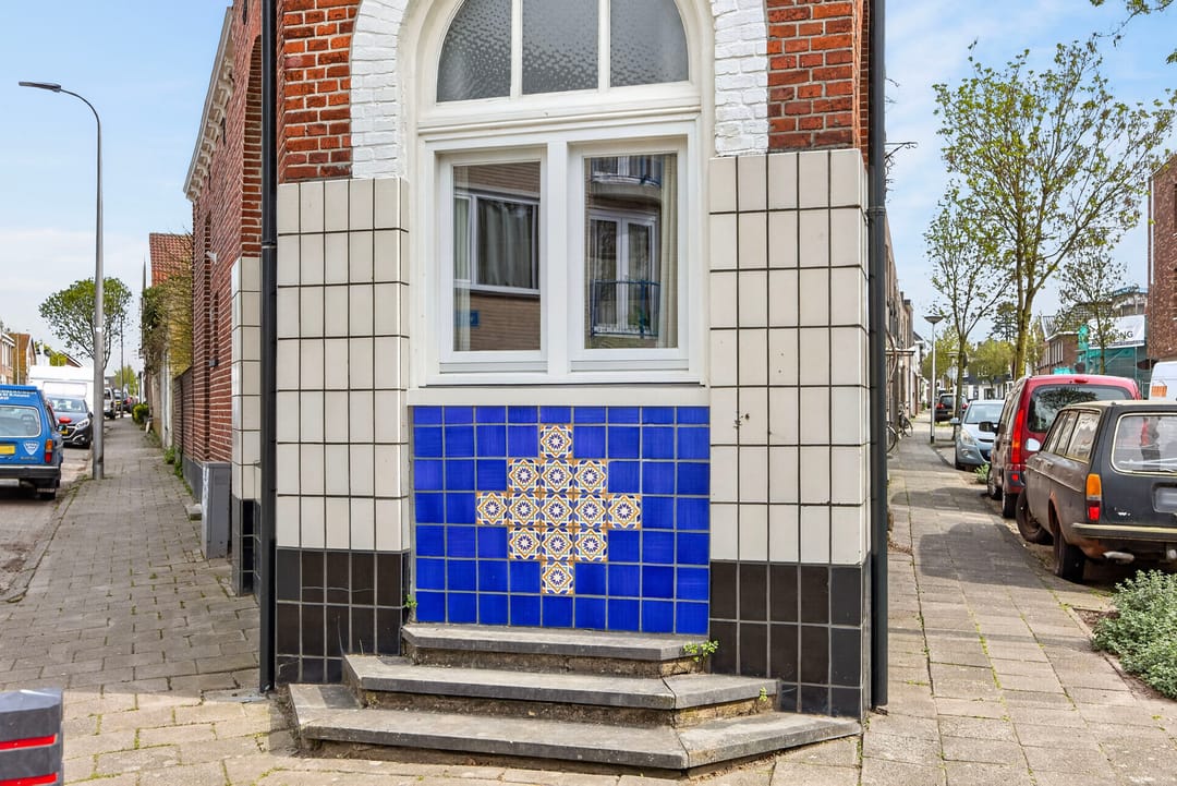 Photo 37 of Esstraat 2