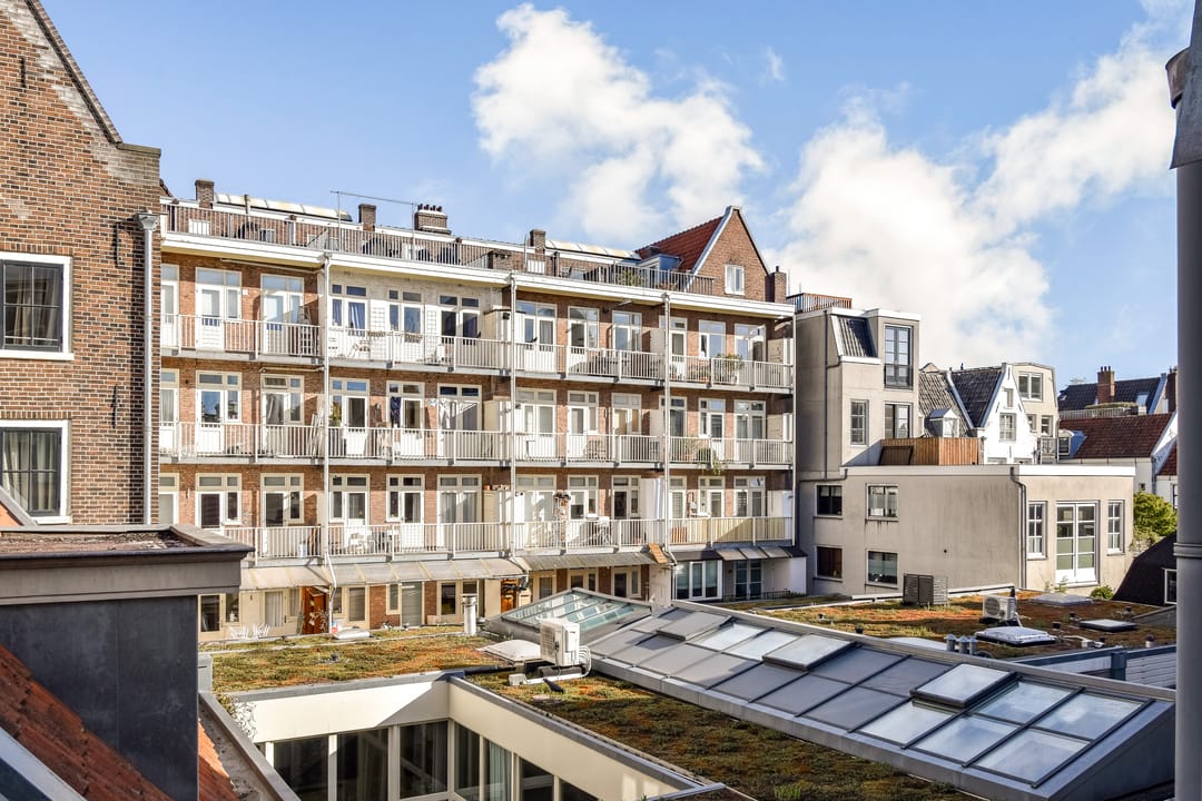 Photo 13 of Bloemstraat 188-E