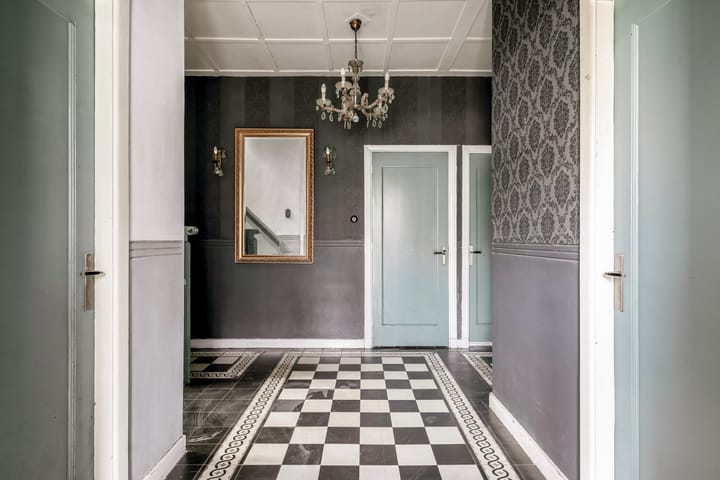 Vrijstaande woning te koop: Bolswarderweg 15, Sneek