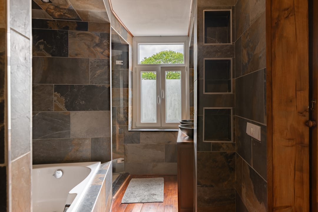 Photo 52 of Bergstraat 45