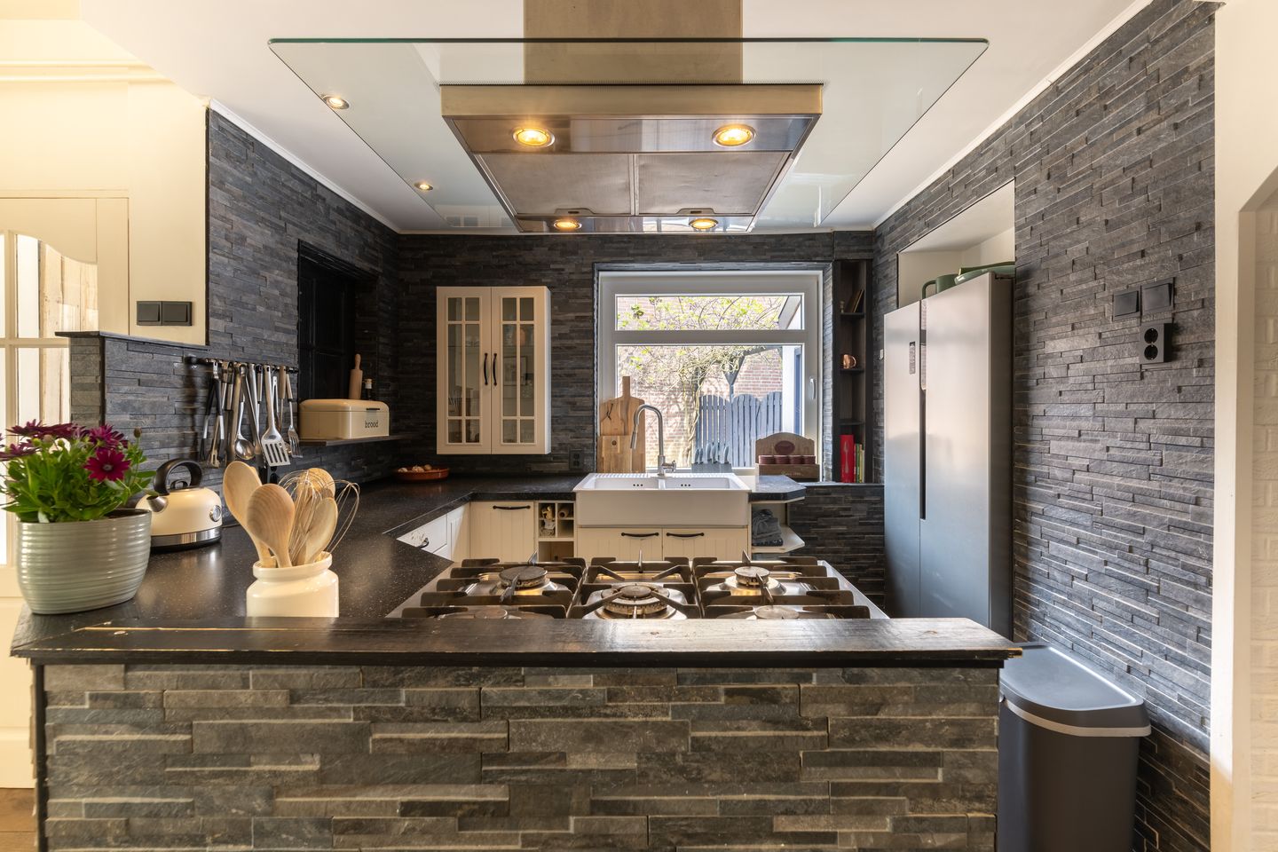 Photo 20 of Bergstraat 45