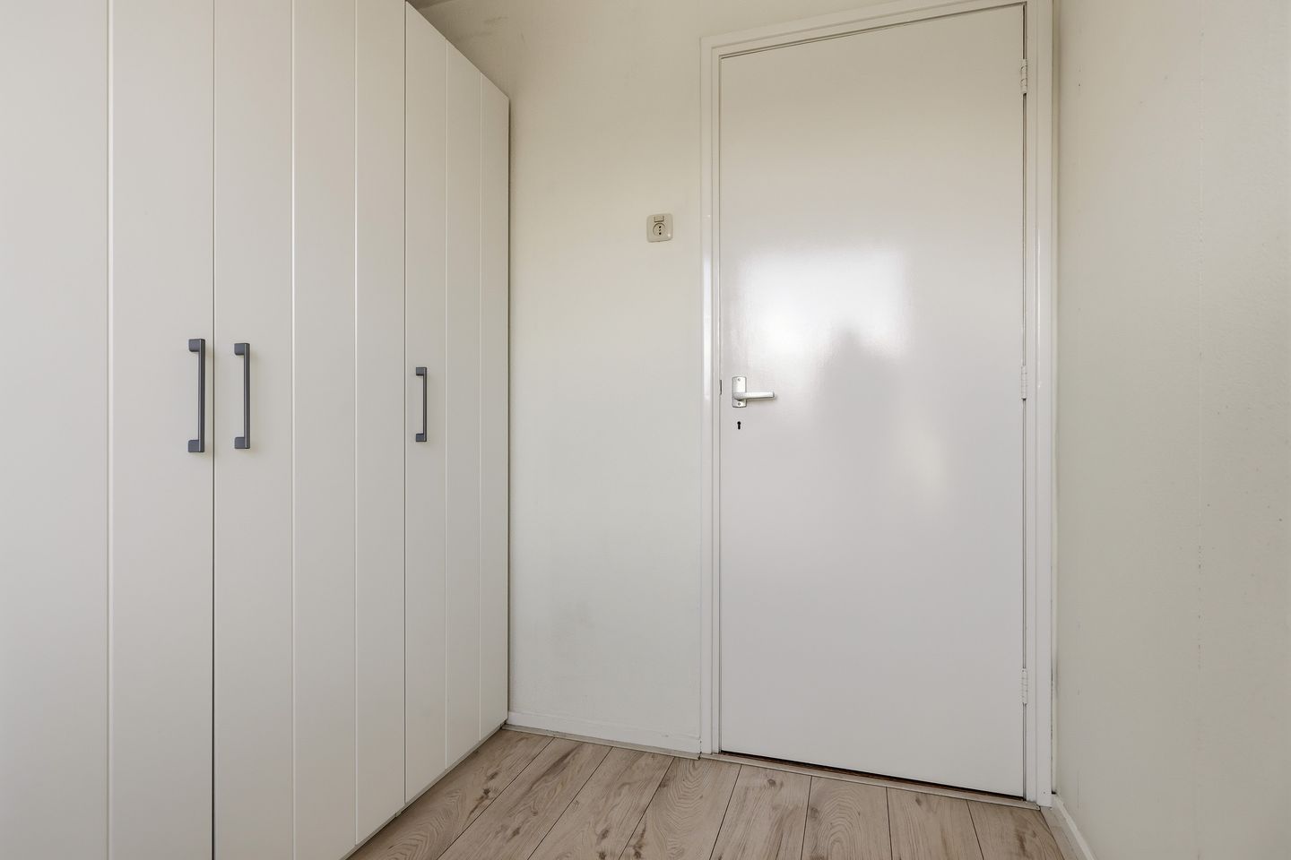 Bright terraced house with 4 bedrooms near IJmuiden beach and dunes — 20