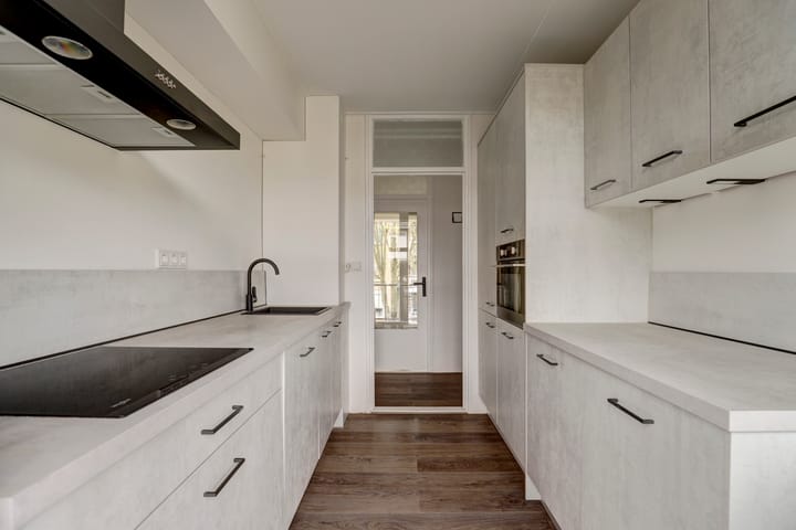 Photo 4 of Louise de Colignystraat 22