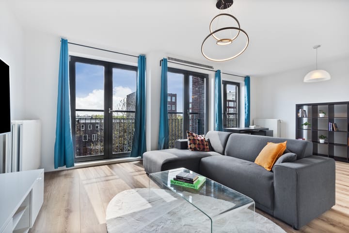 Foto 2 van Julius Pergerstraat 57