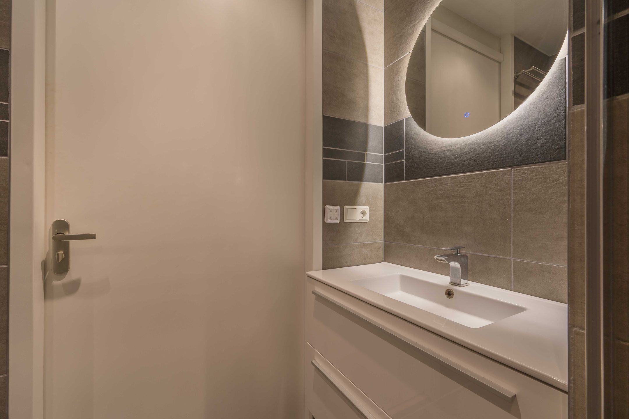 Foto 24 van Burgemeester Van der Reijdensingel 62