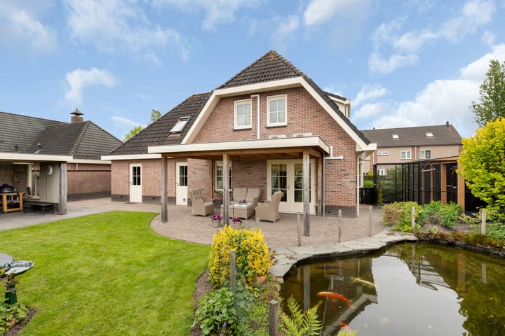 Photo 2 of Meester Folkertsstraat 29