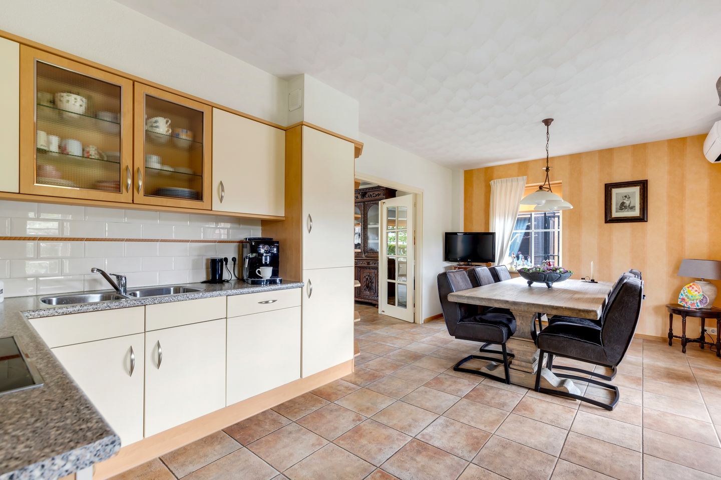 Foto 5 van Meester Folkertsstraat 29