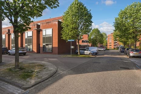 Adriaen van de Vennestraat 2 secondary image