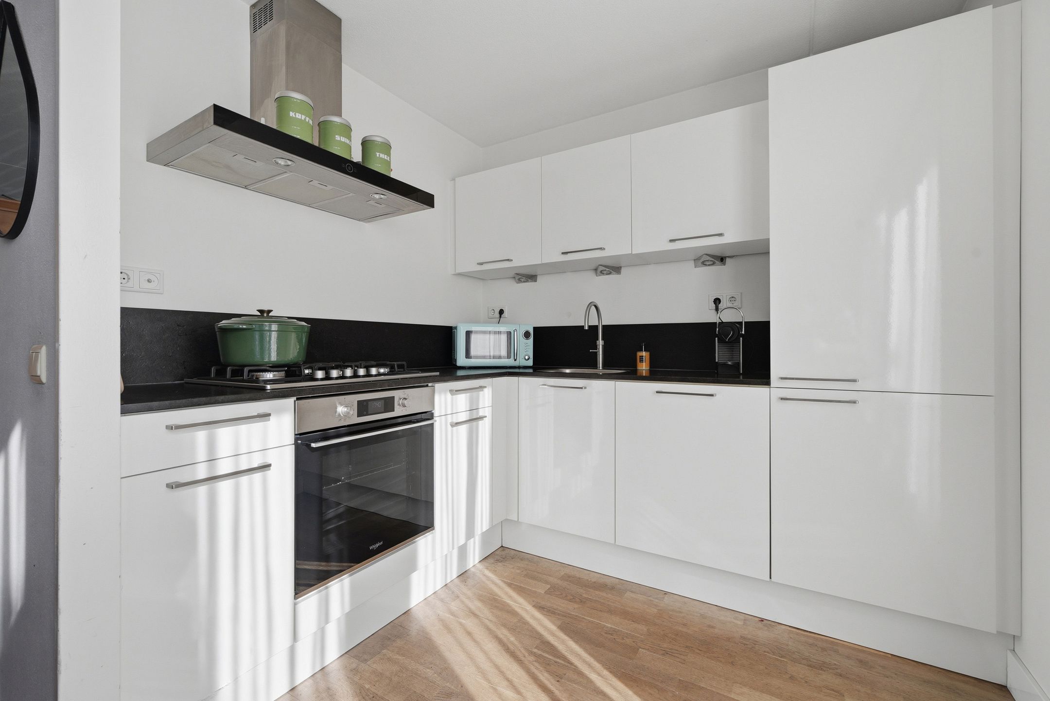 Foto 6 van Adriaen van de Vennestraat 2