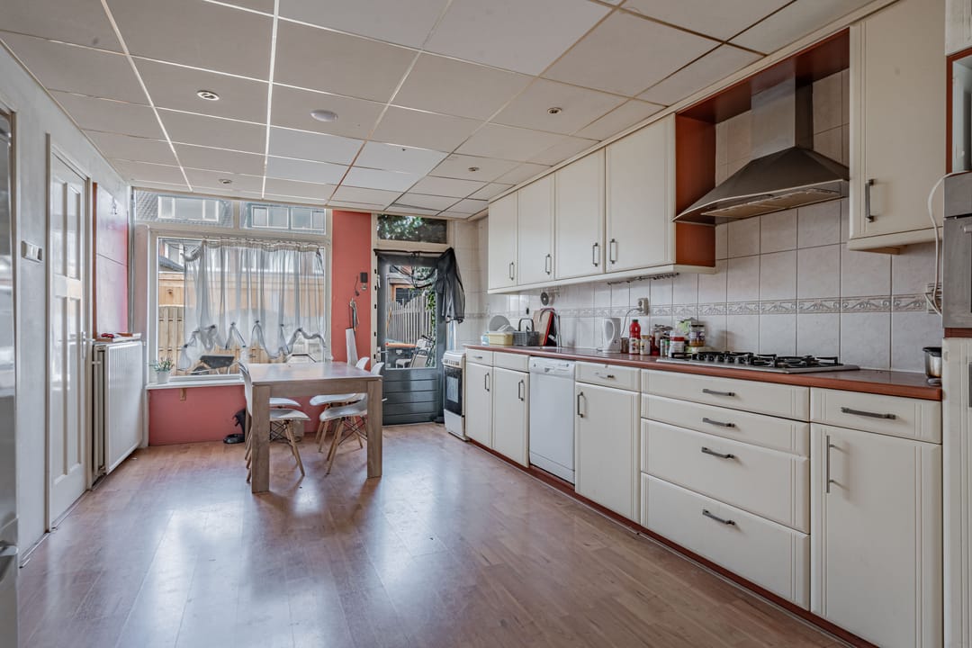 Foto 2 van Wijkerstraatweg 275