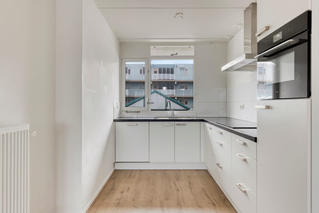 Foto 16 van Roeselarestraat 612