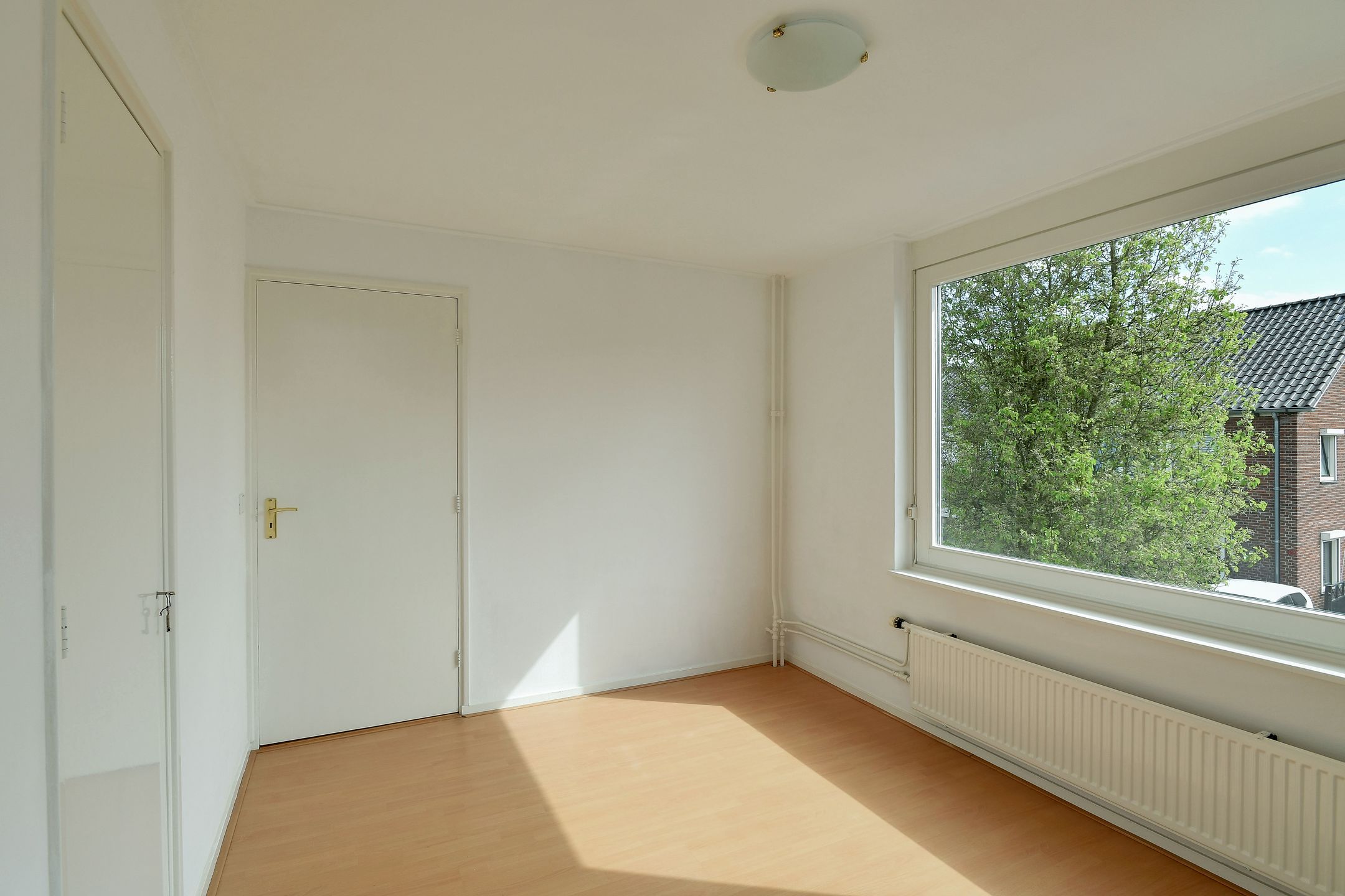 Foto 15 van Willebrordweg 77