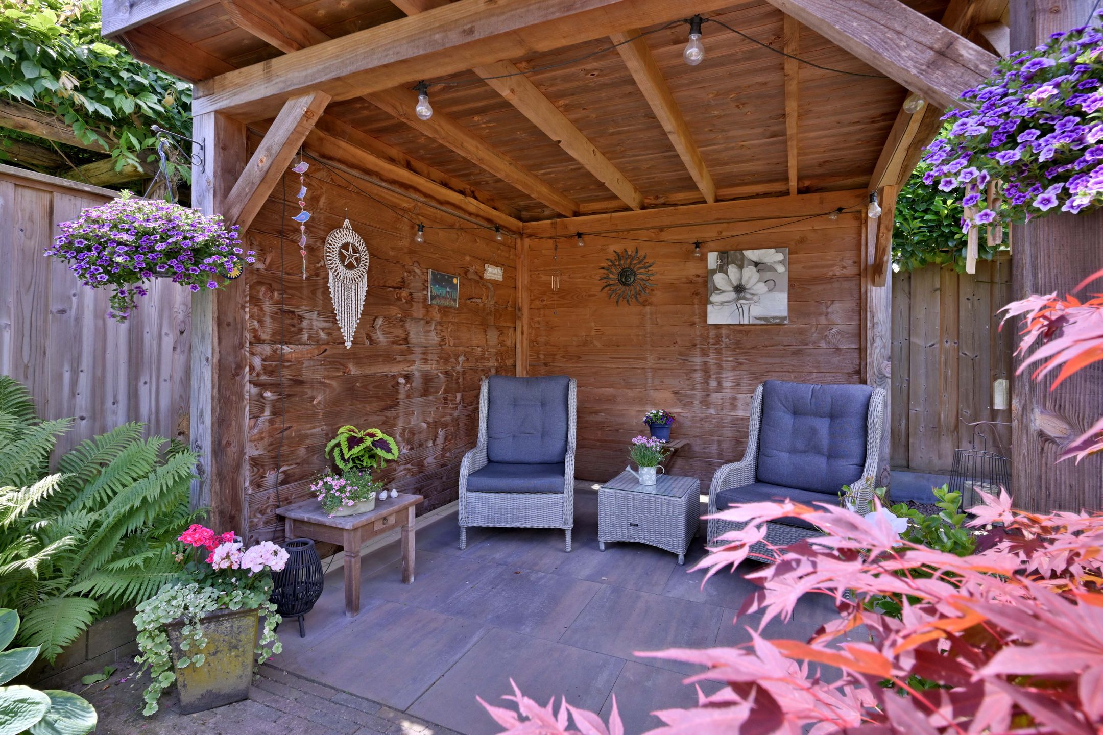 Semi-detached house with beautiful garden and garage in Schalkhaar — 33