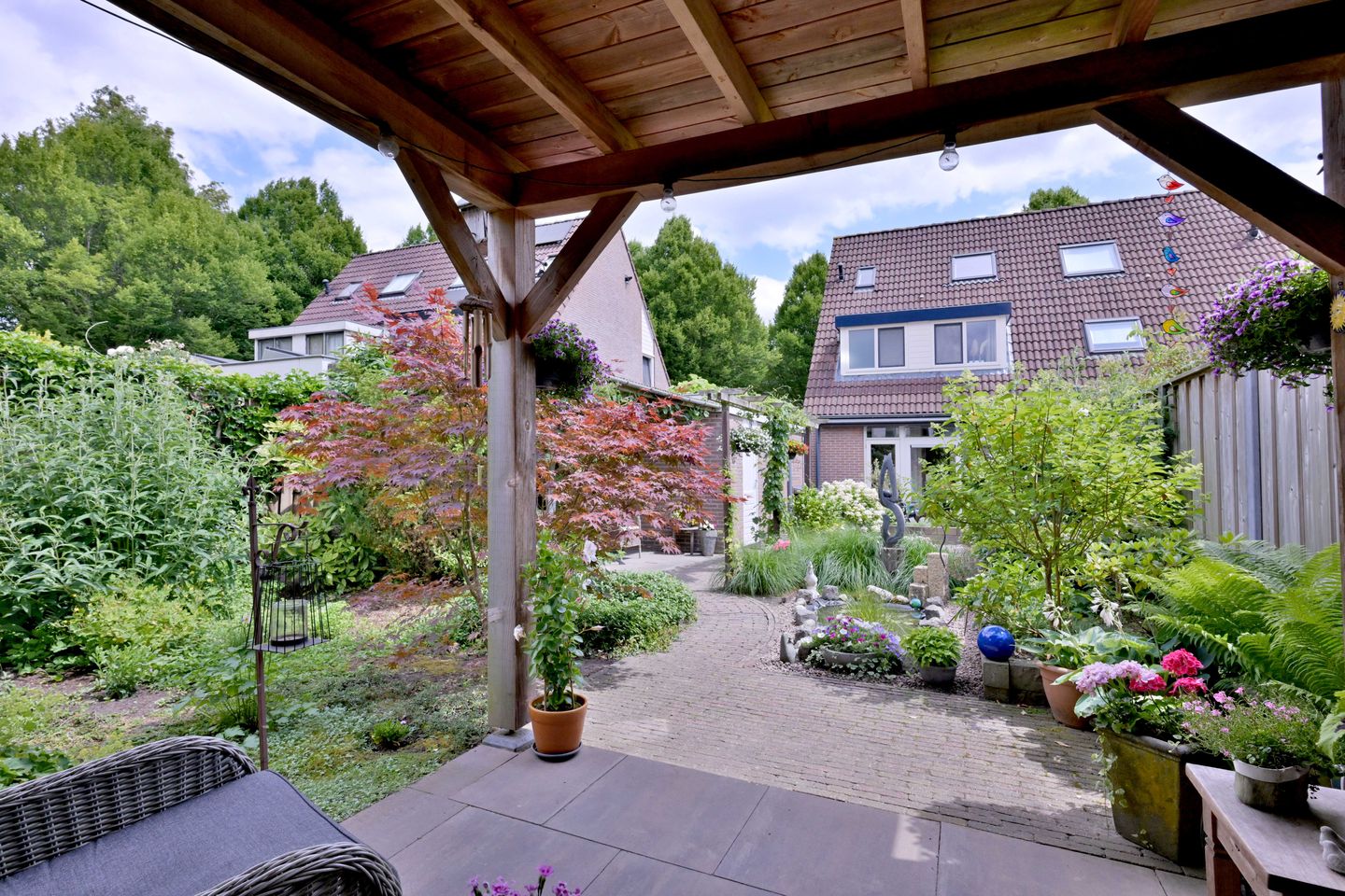 Semi-detached house with beautiful garden and garage in Schalkhaar — 34