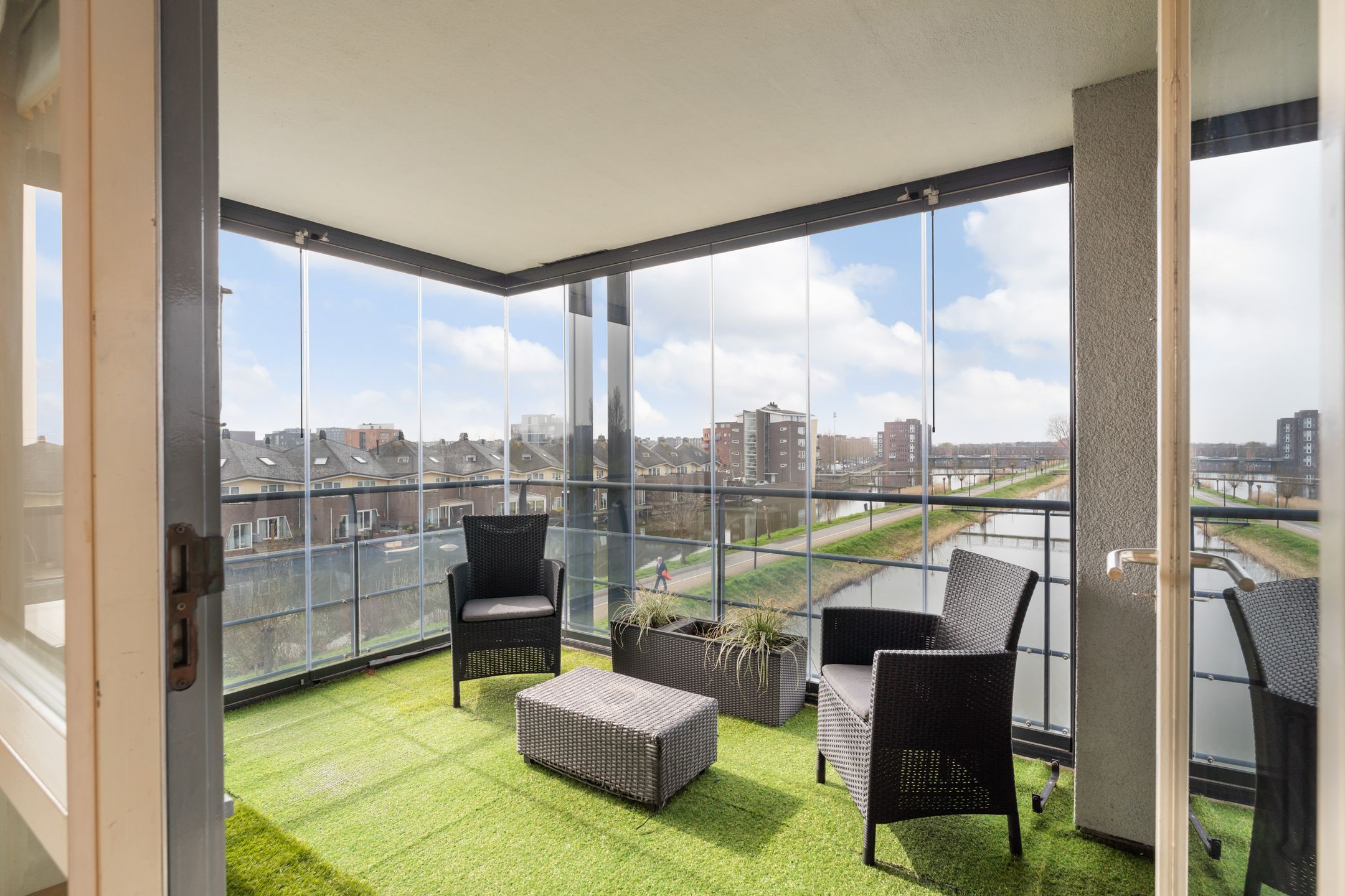 Photo 3 of Waterlandsingel 26-A