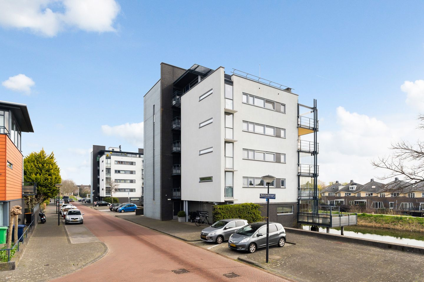 Photo 5 of Waterlandsingel 26-A