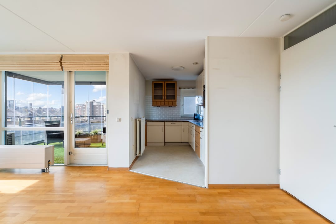 Photo 11 of Waterlandsingel 26-A