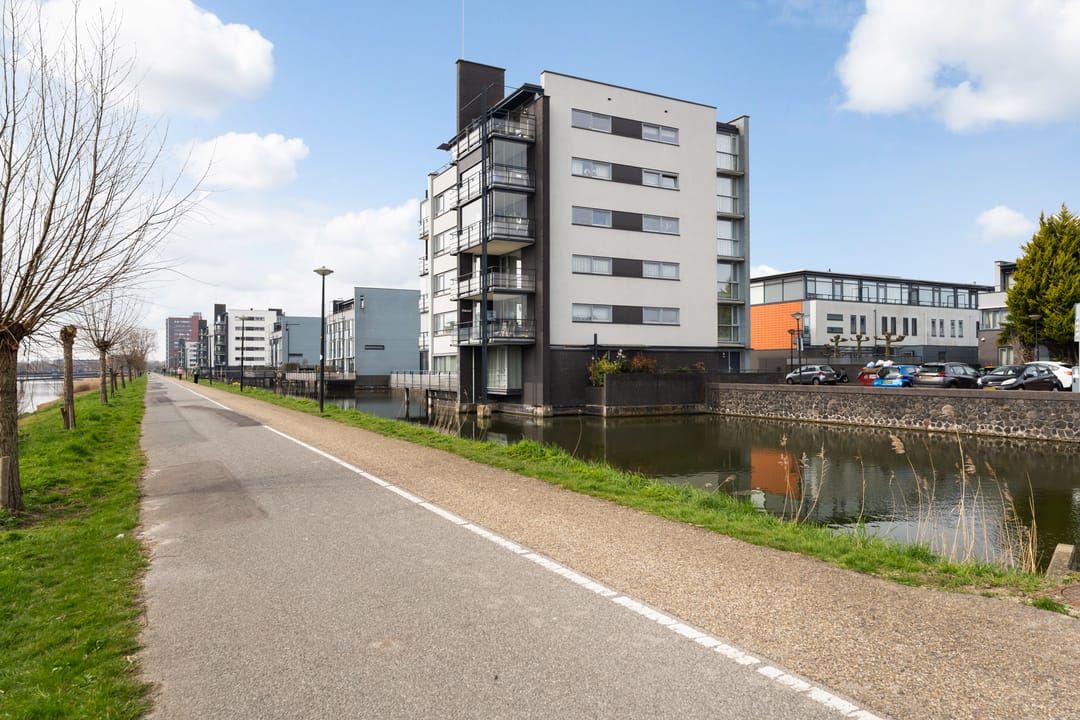 Photo 28 of Waterlandsingel 26-A