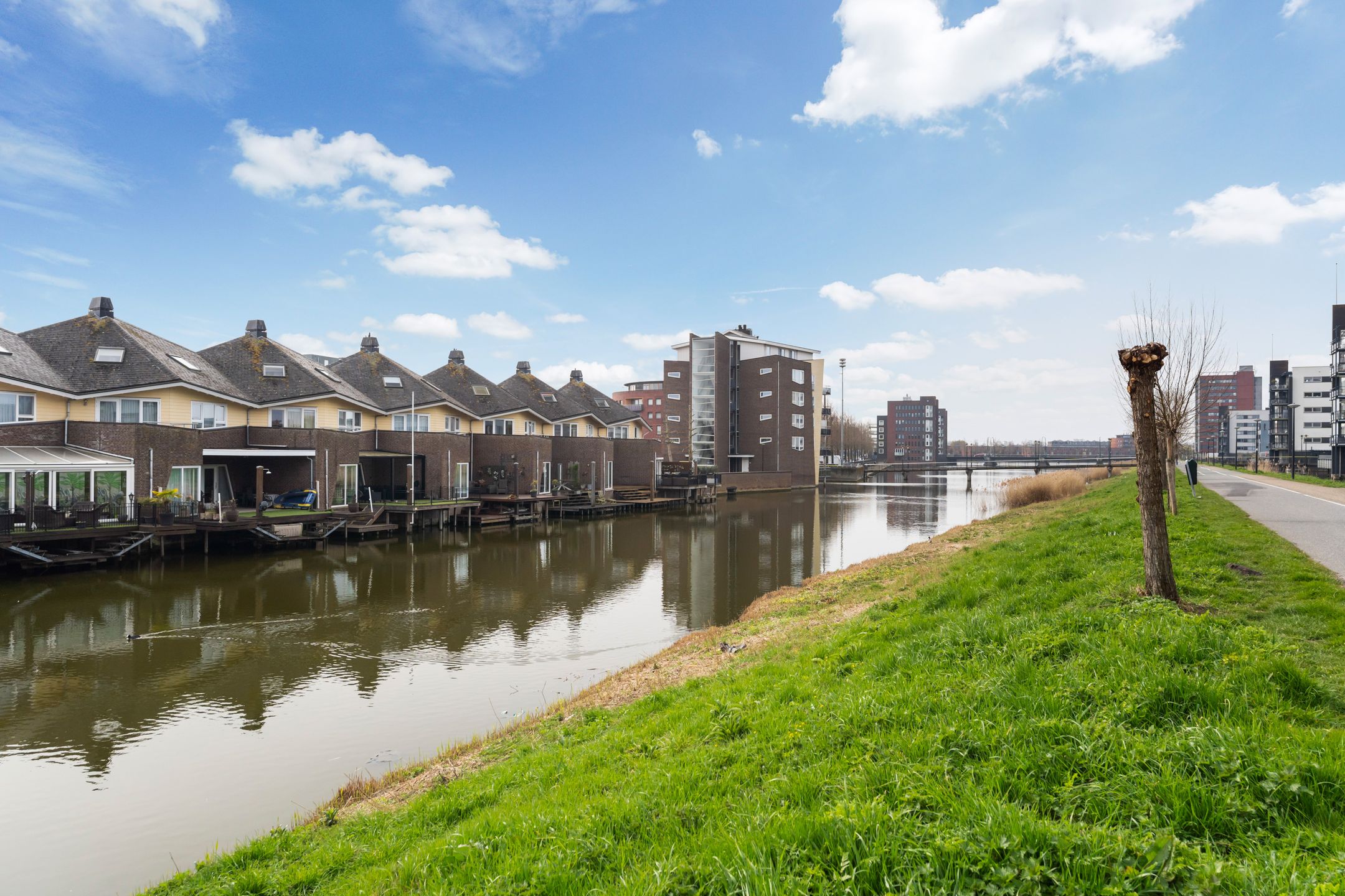 Photo 30 of Waterlandsingel 26-A