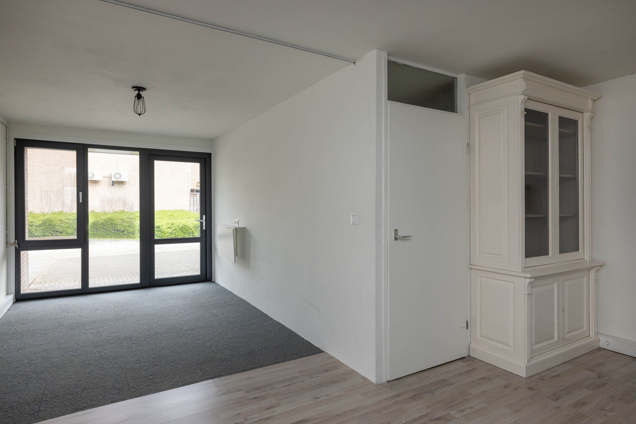 Foto 24 van Robert Stolzstraat 69