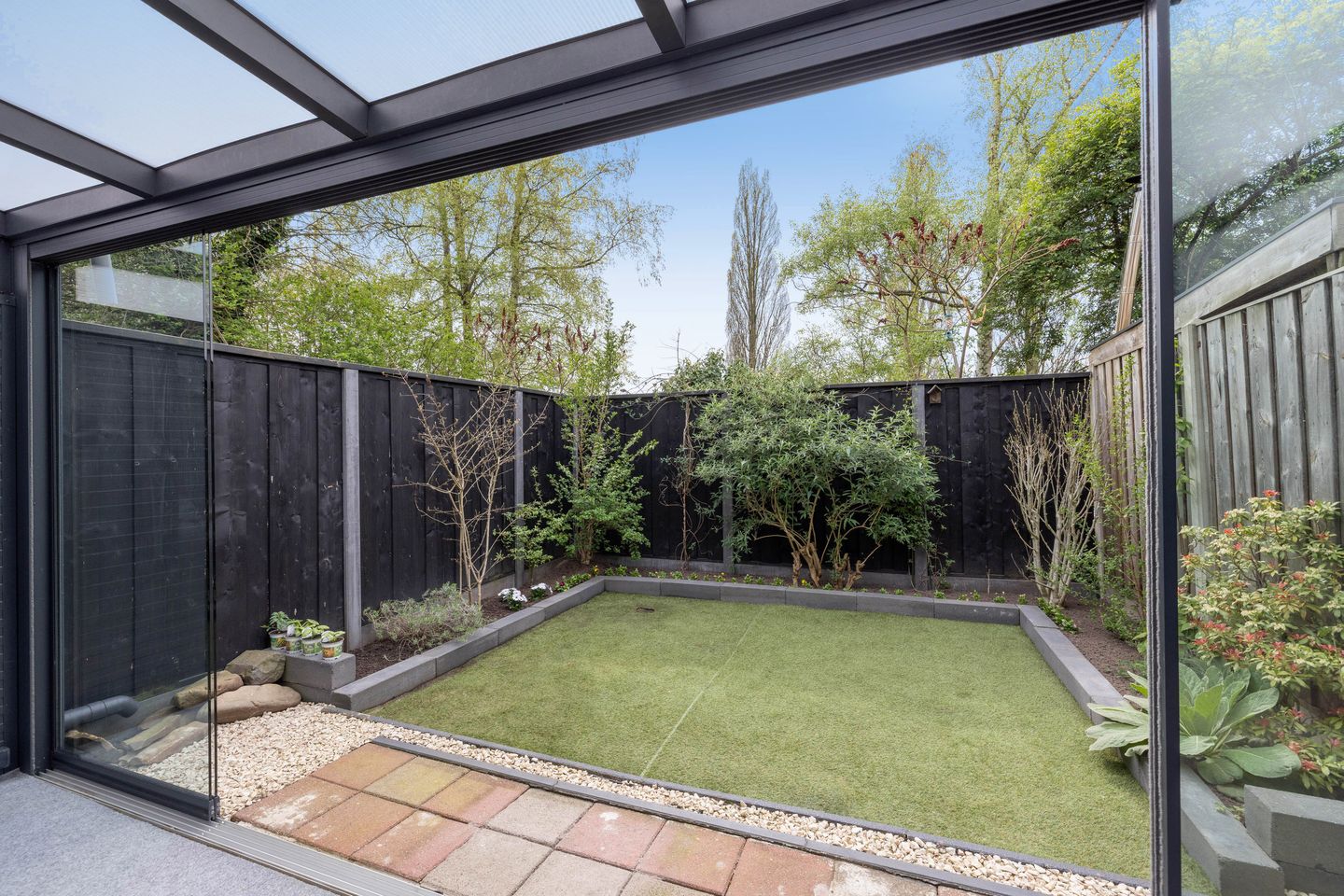 Foto 29 van Robert Stolzstraat 69