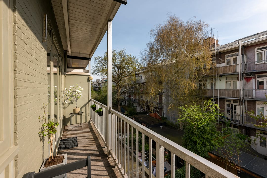 Photo 17 of Woestduinstraat 143-2