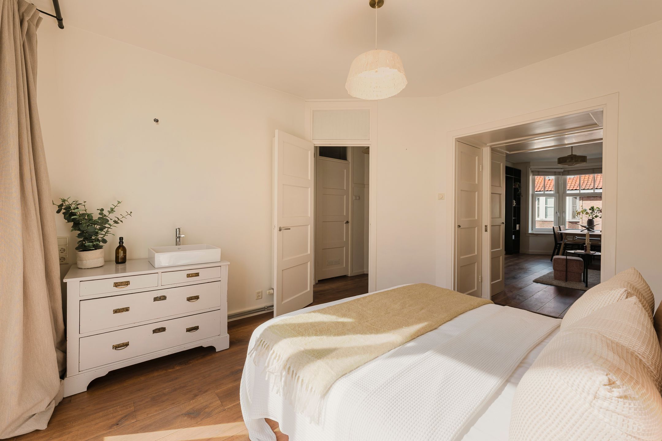 Photo 21 of Woestduinstraat 143-2