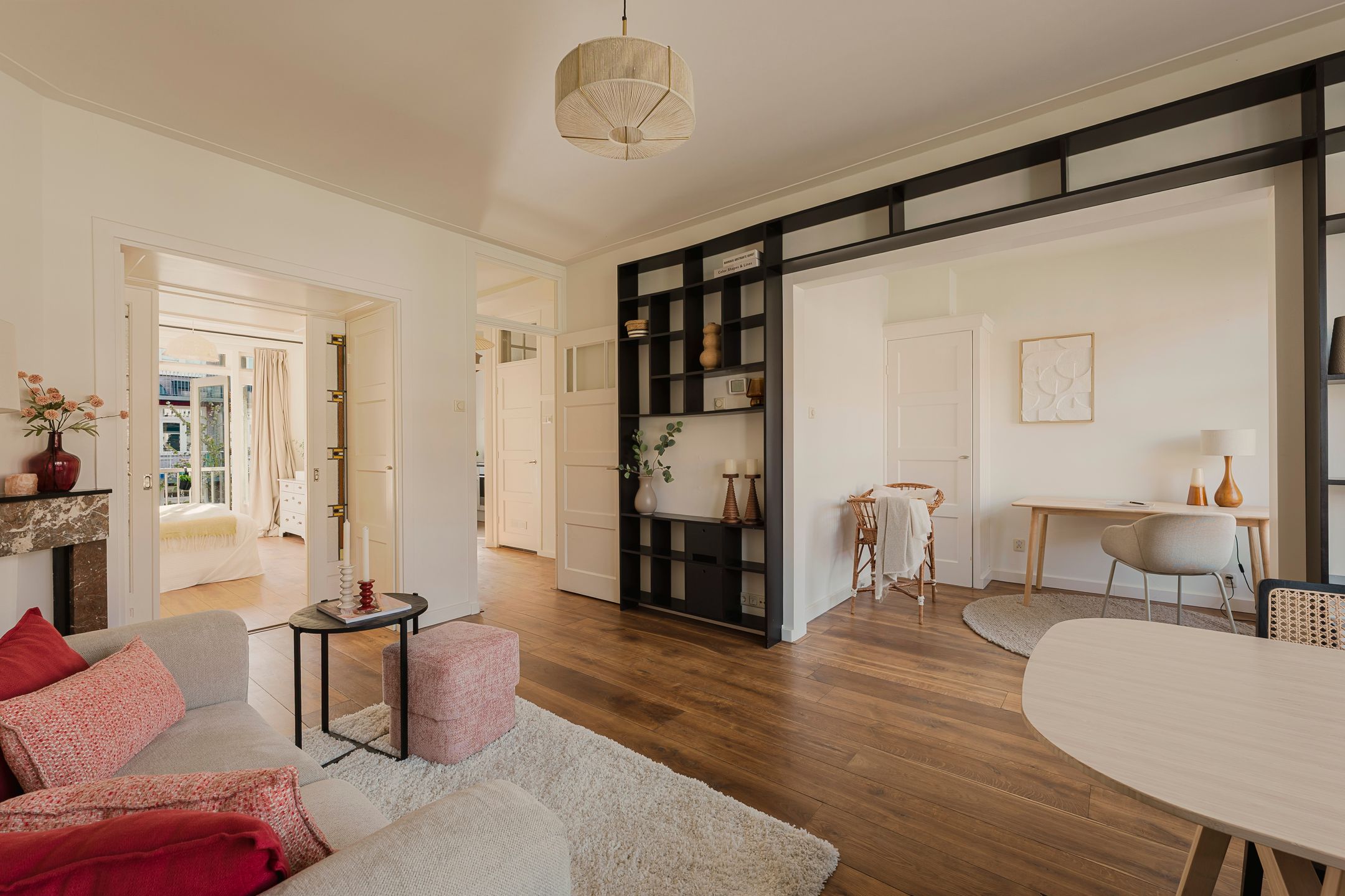 Photo 12 of Woestduinstraat 143-2