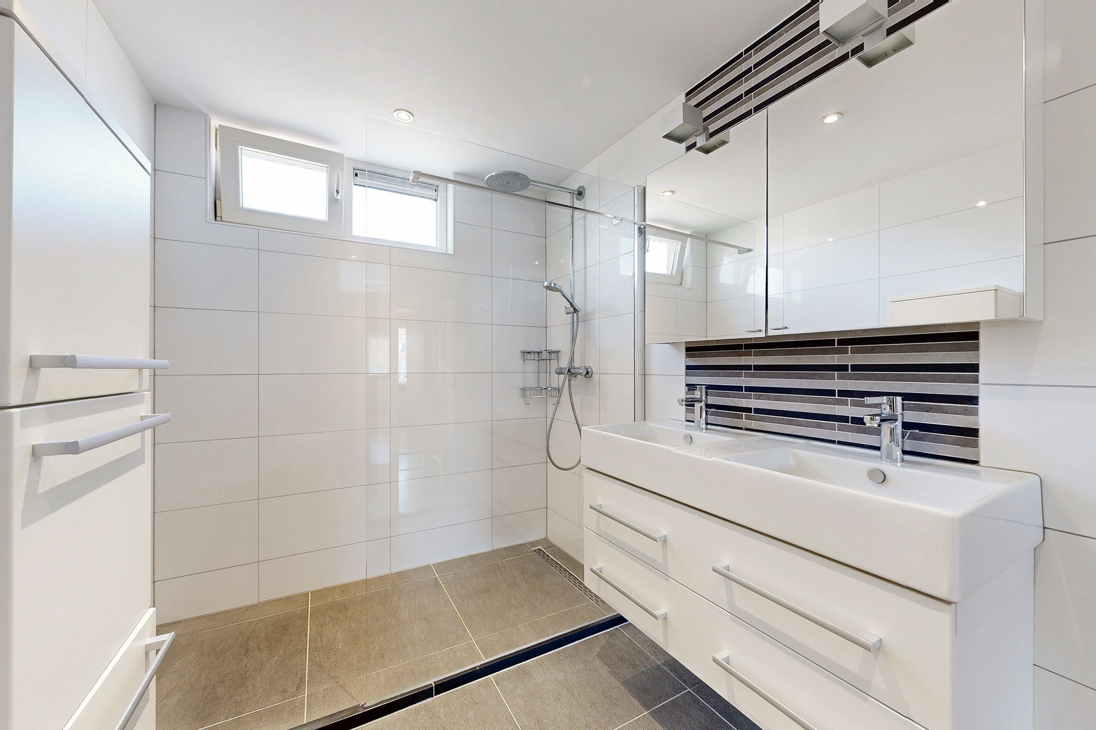 Photo 27 of Van Puttenstraat 12