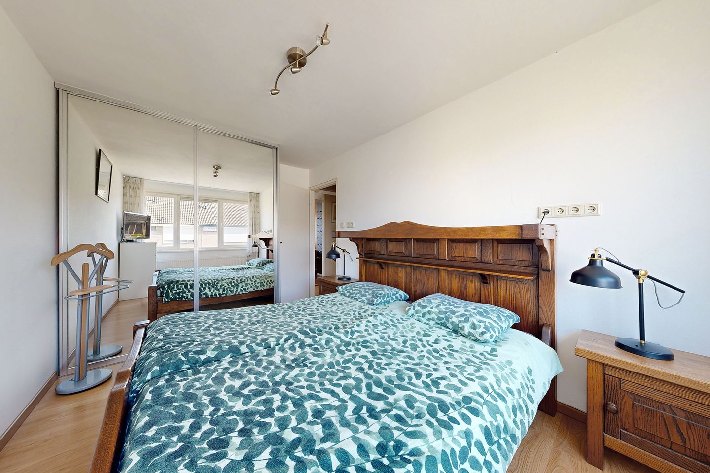 Photo 35 of Van Puttenstraat 12