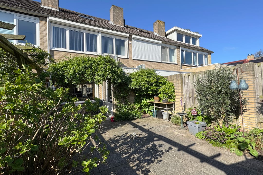 Photo 52 of Van Puttenstraat 12