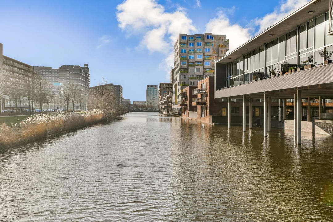 Photo 31 of Peter Schatstraat 97