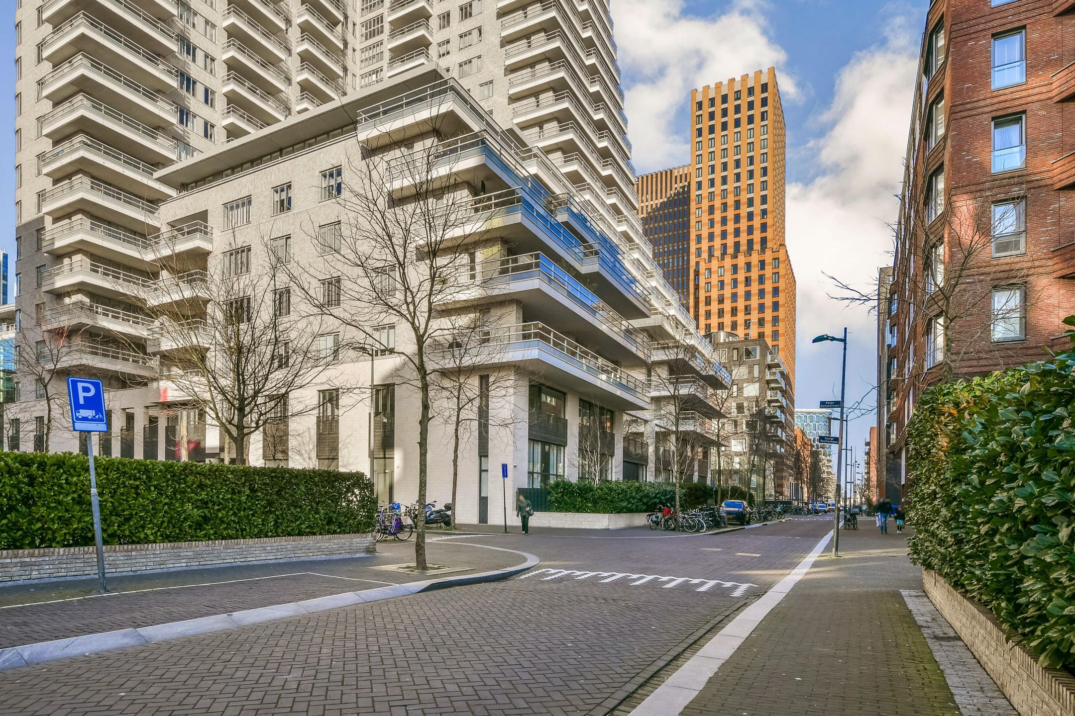 Photo 27 of Peter Schatstraat 97