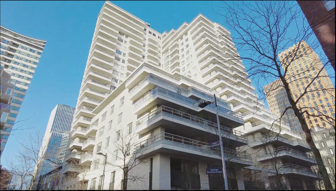 Photo 28 of Peter Schatstraat 97