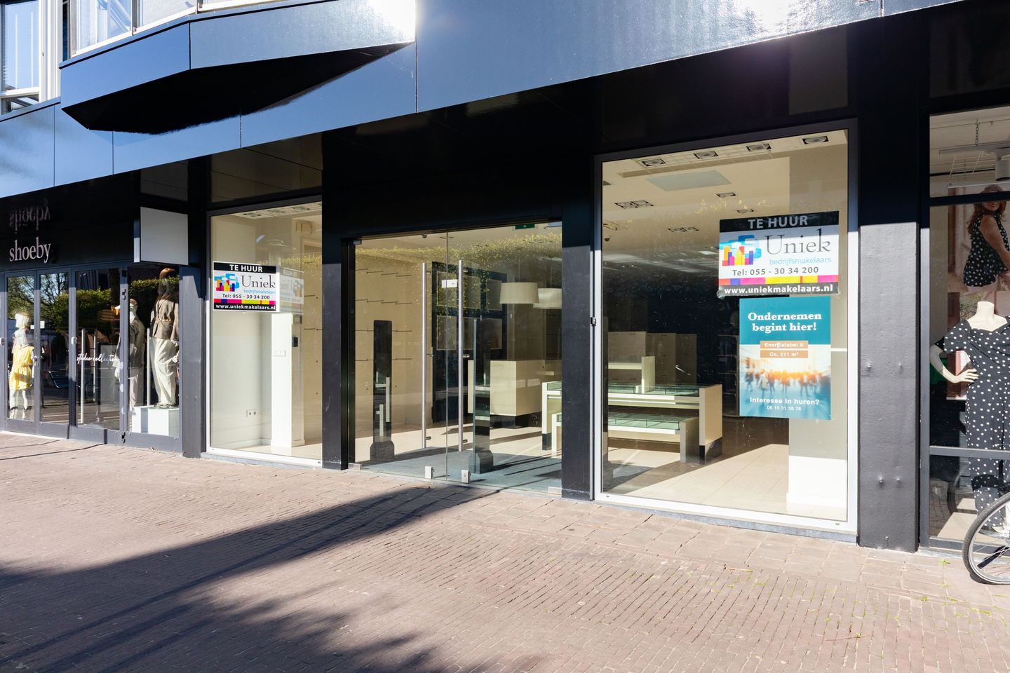View photo 2 of Hoofdstraat 96-H