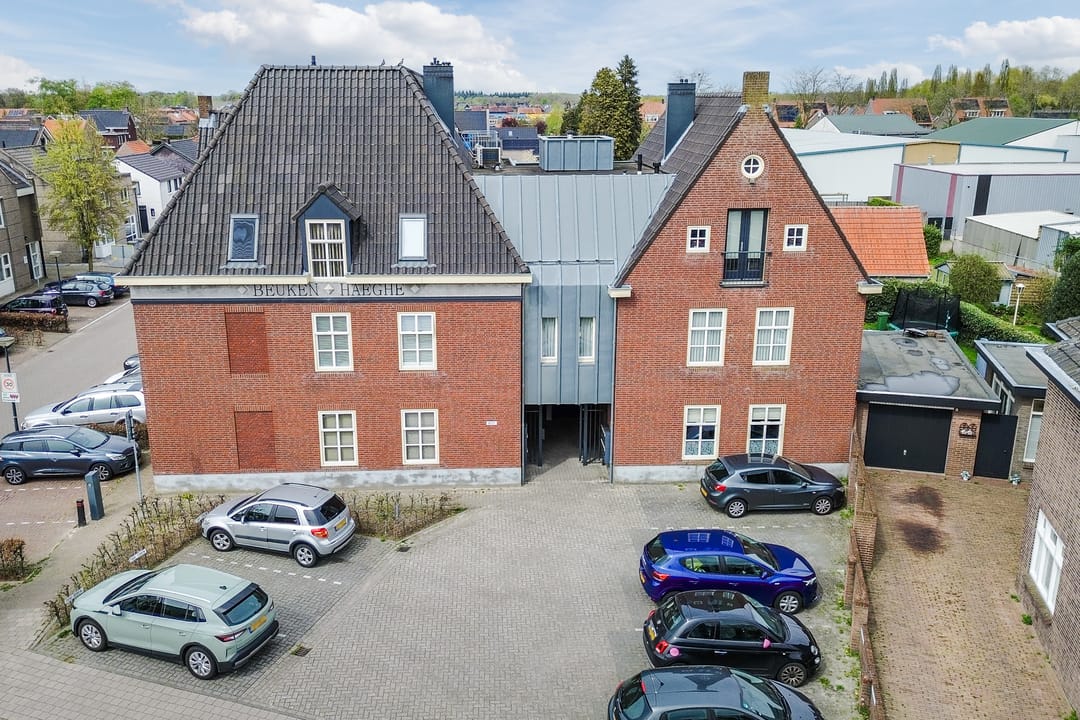 Spacious Move-in Ready Apartment with Two Balconies in the Heart of Reusel — 28