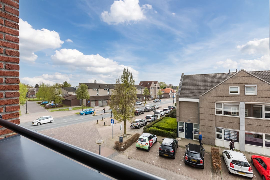 Spacious Move-in Ready Apartment with Two Balconies in the Heart of Reusel — 31