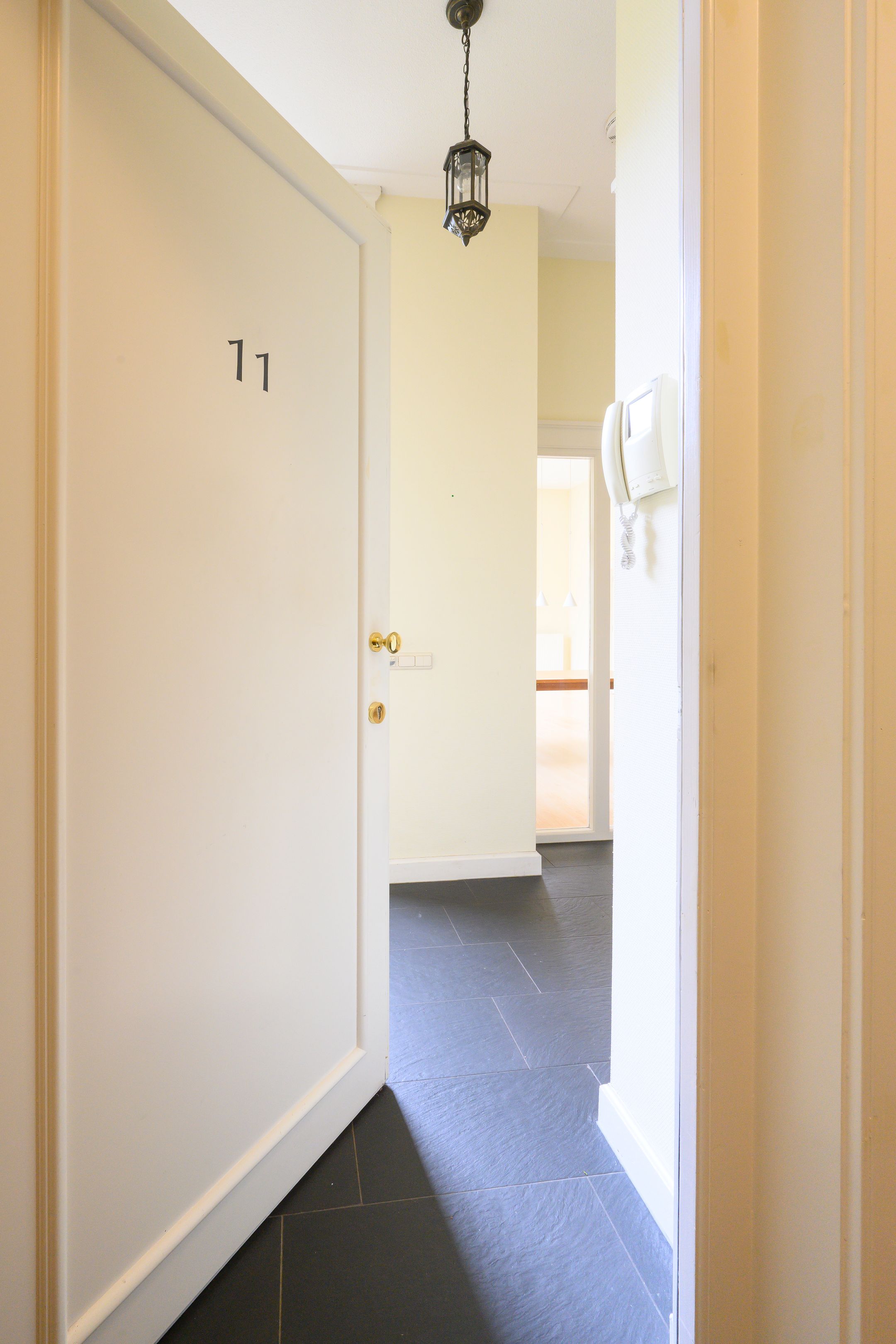 Foto 21 van Badhuislaan 11