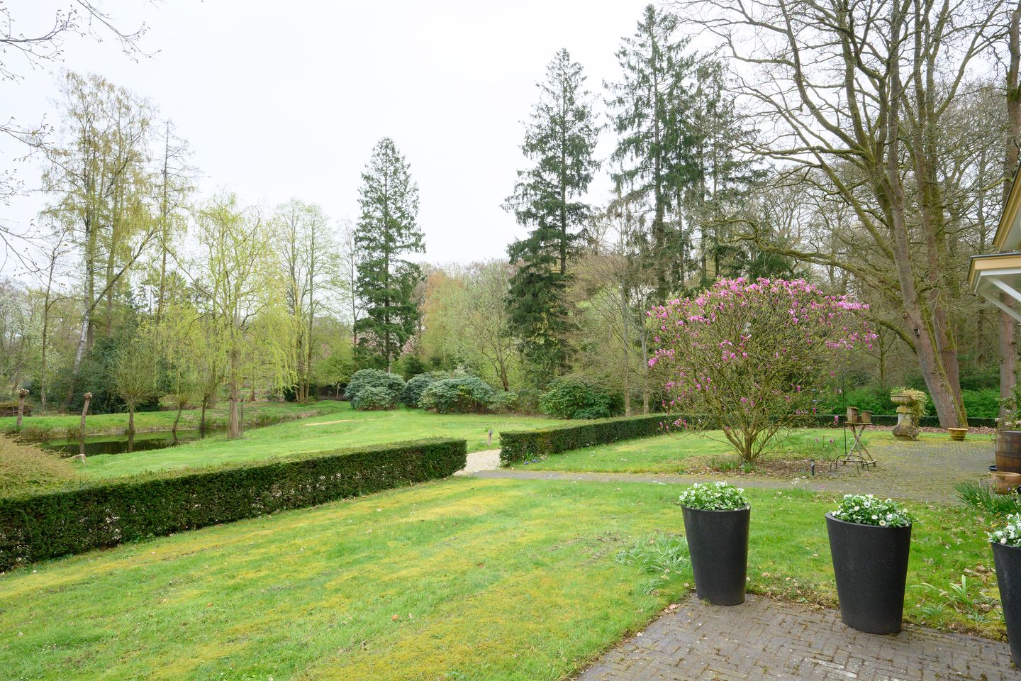 Foto 29 van Badhuislaan 11